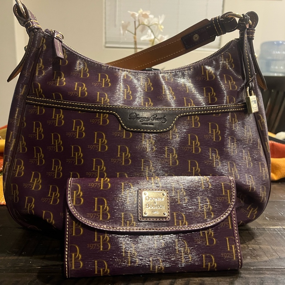 Dooney & Bourke 1975 Signature Classic Shoulder Bag & Clutch Wallet Combo